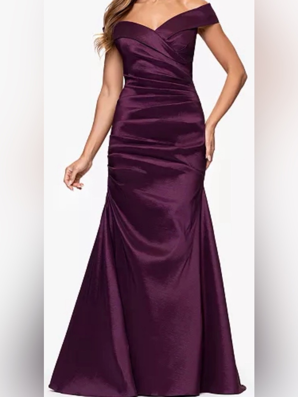 Xscape Taffeta Sheath Off-the-Shoulder Gown, size 6 NWT, Plum